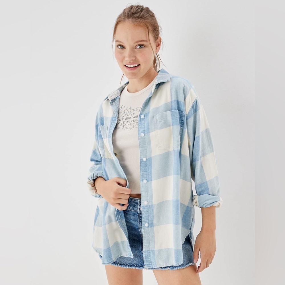 American Eagle Women Oversized Button-Up Shirt SMALL